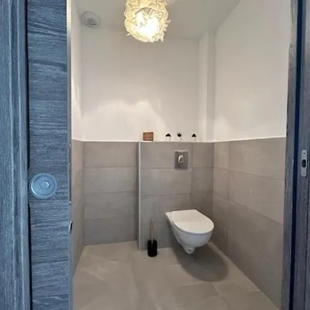 2 Favone, South Corsica, 100m Away *