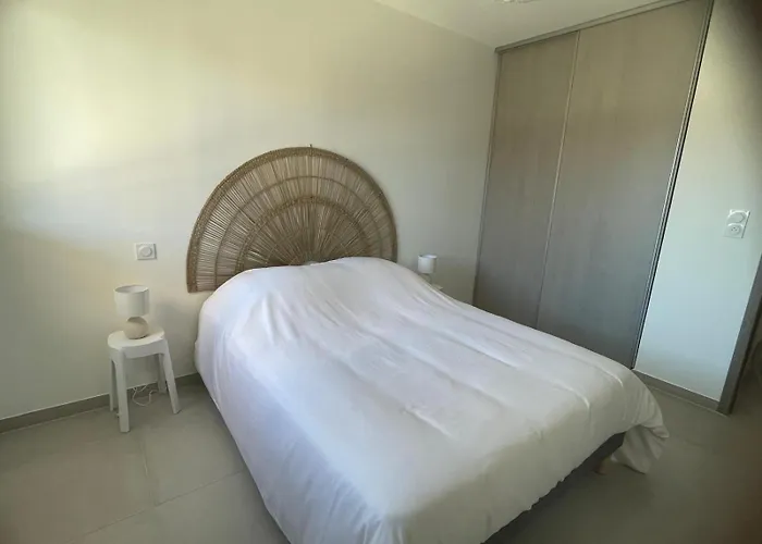 Apartmán 2 Favone, South Corsica, 100m Away *